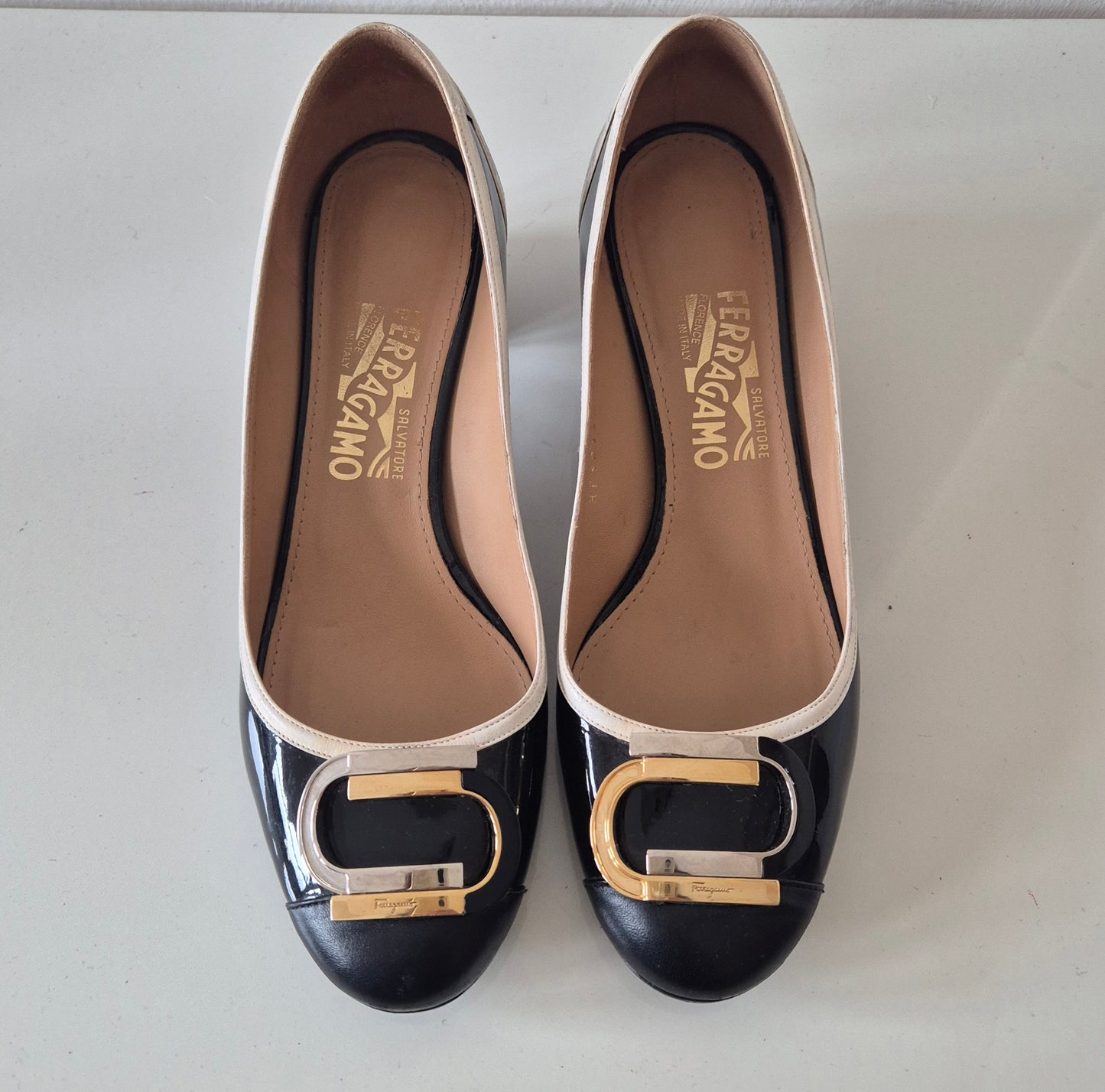 SALVATORE FERRAGAMO cipele, lak koža