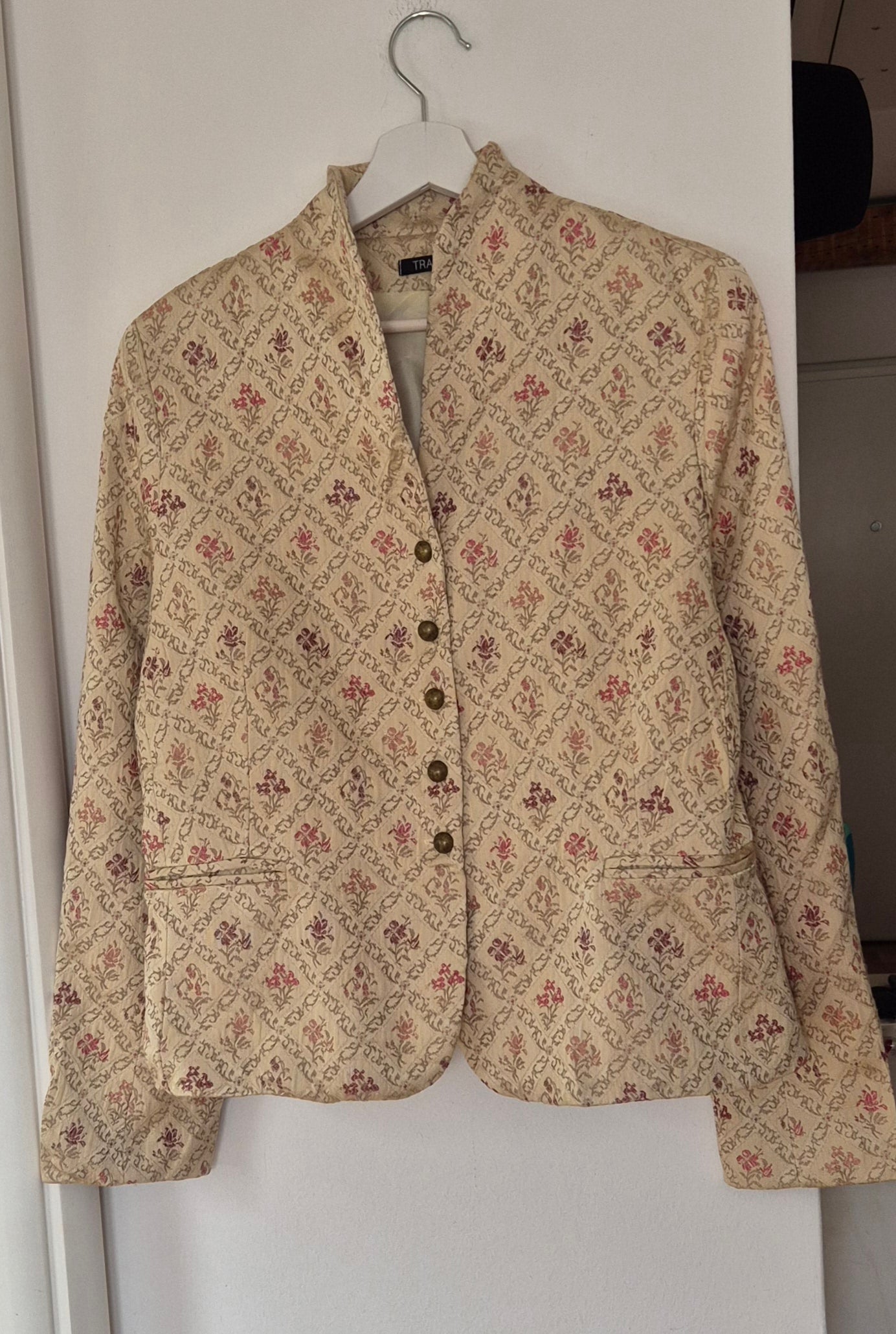 španjolska jakna od žakara 🫠