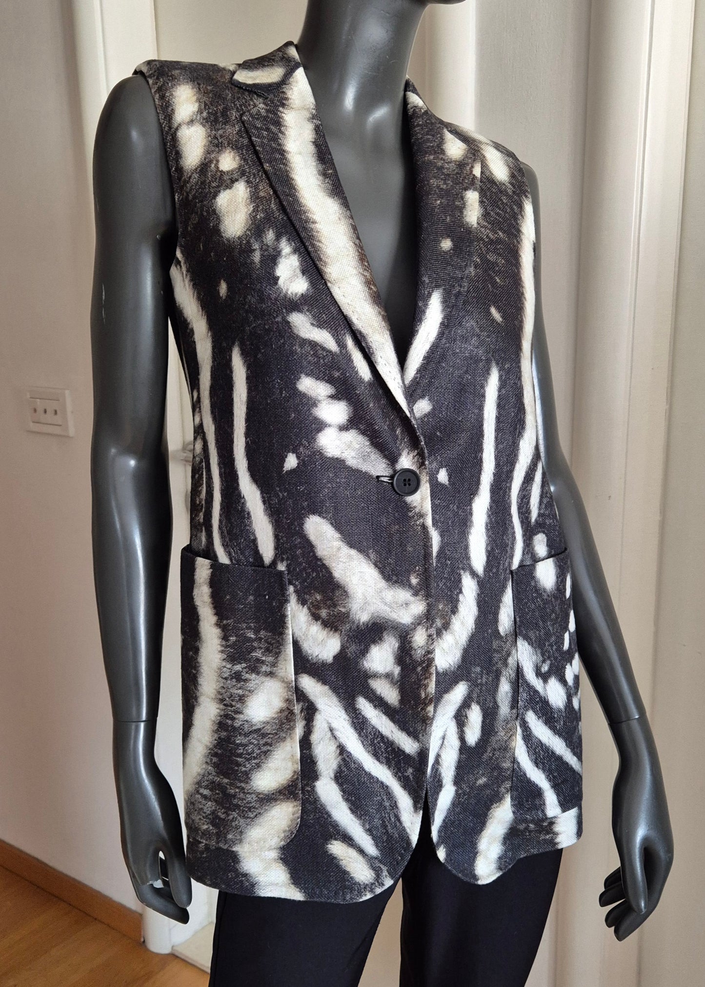 MAX MARA laneni prsluk