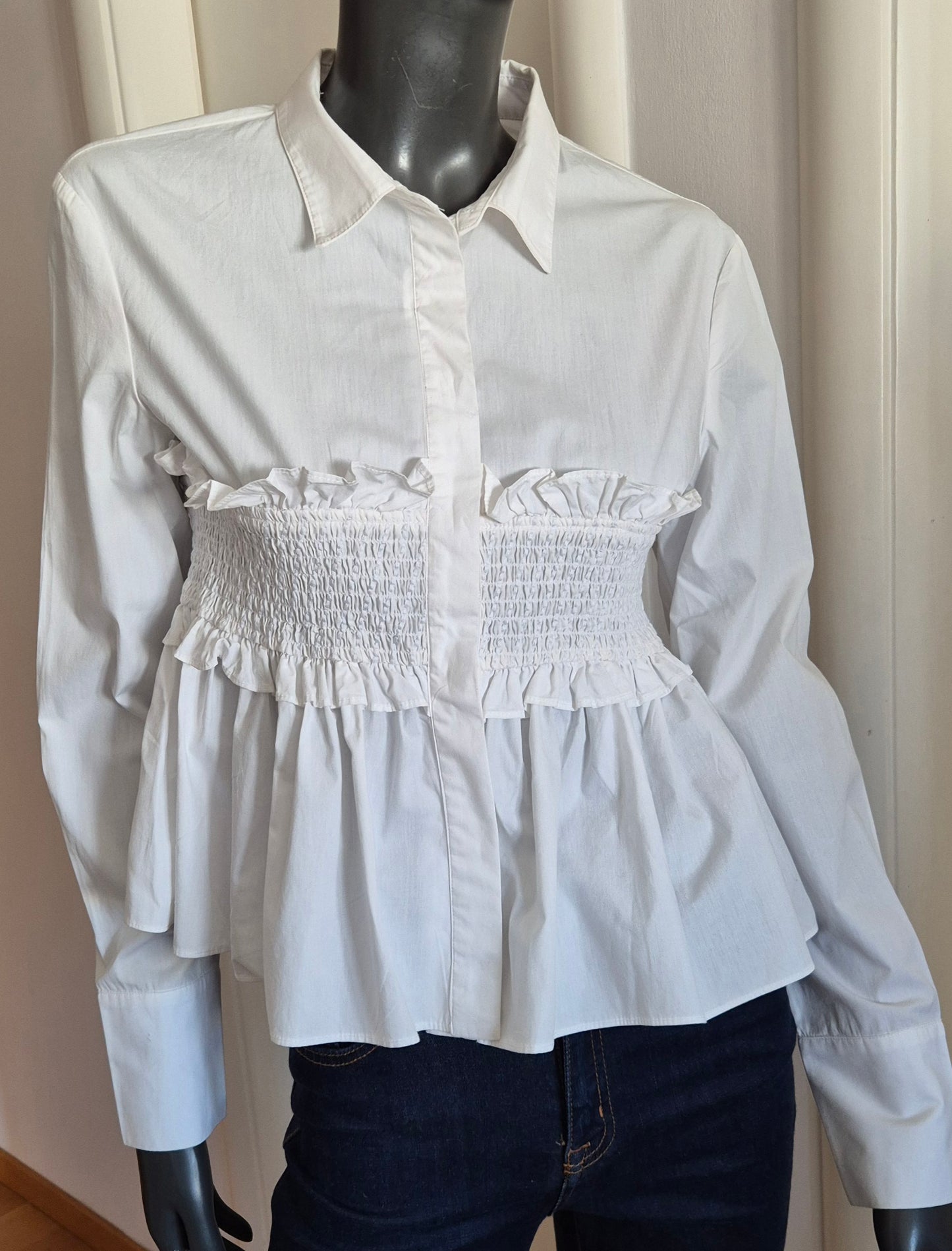 bijela košulja 🤍