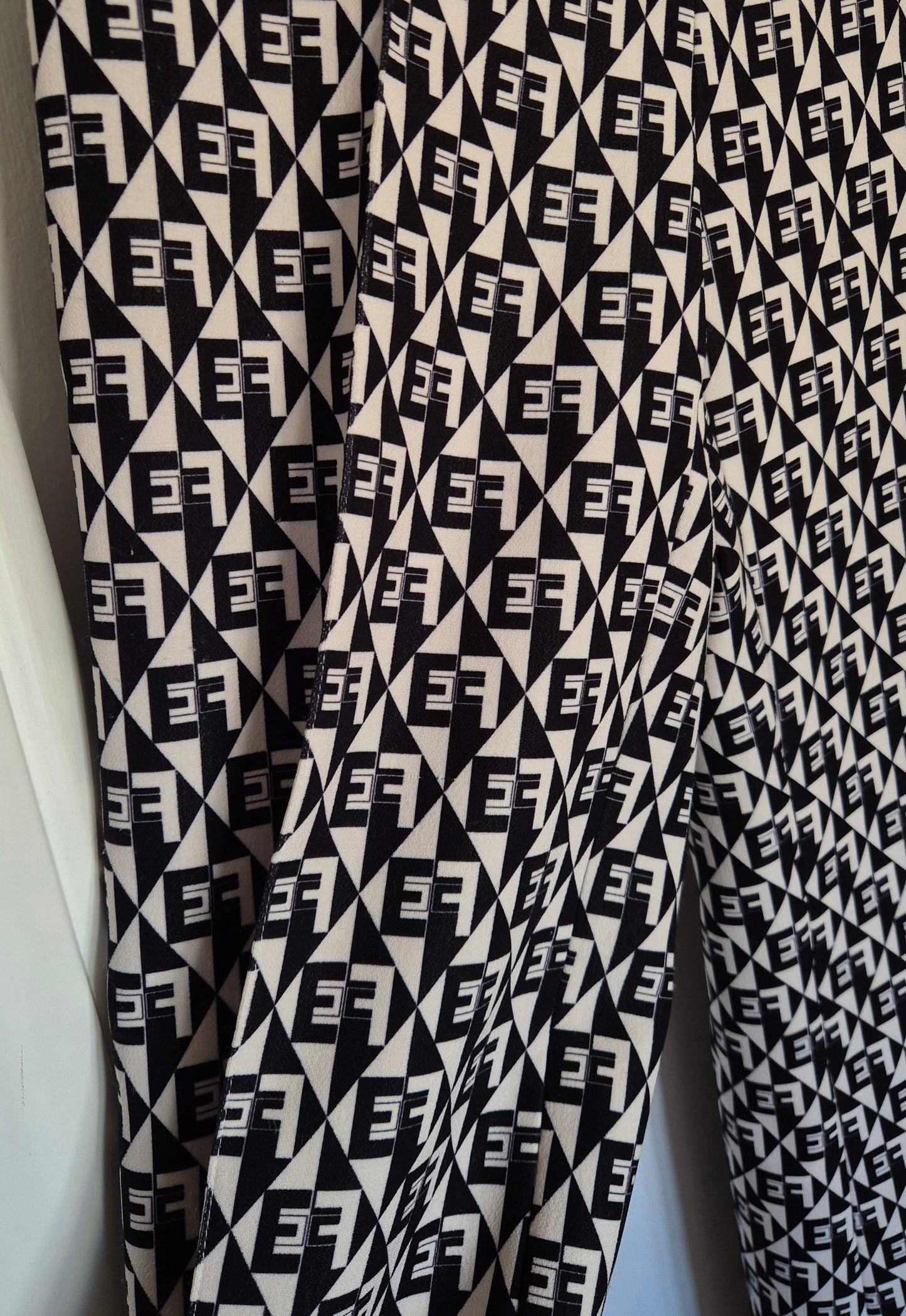 ELISABETTA FRANCHI hlače, monogram