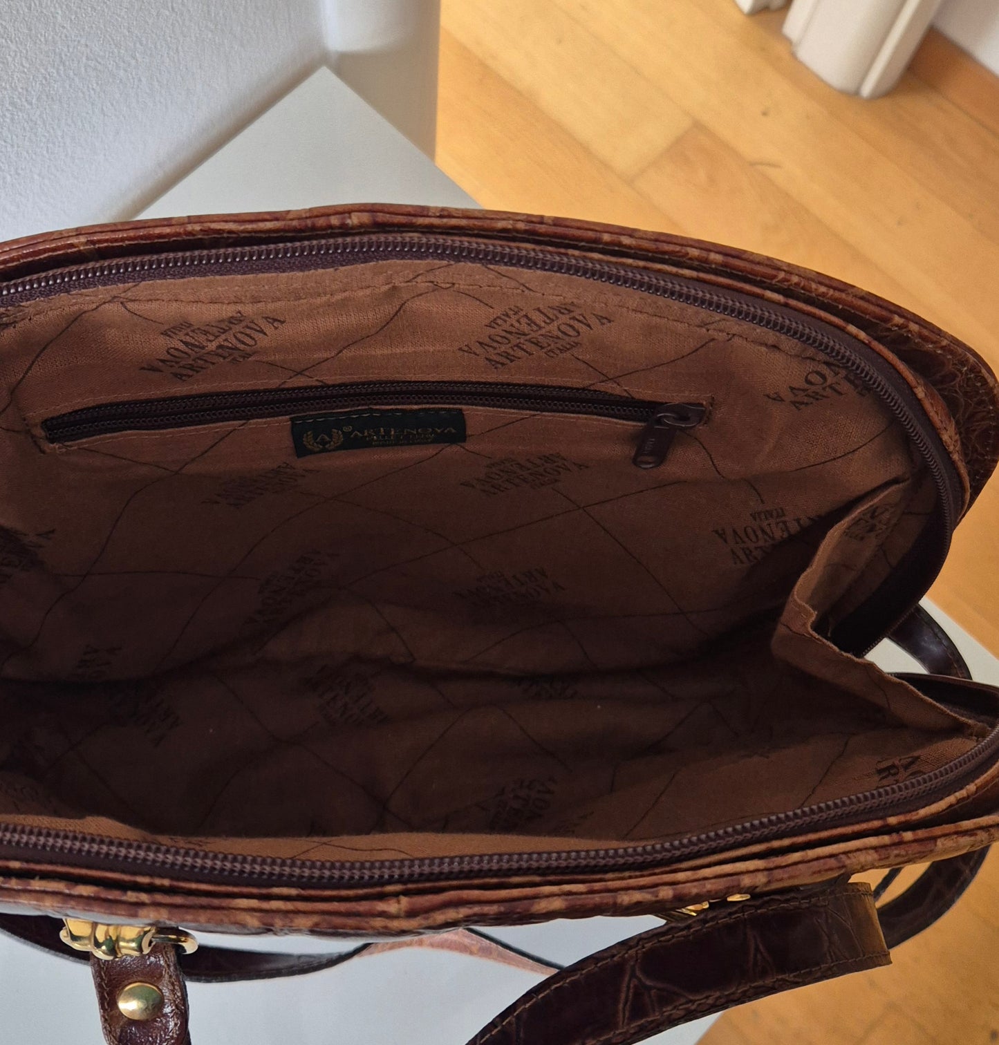 ARTENOVA vintage talijanska kožna torba