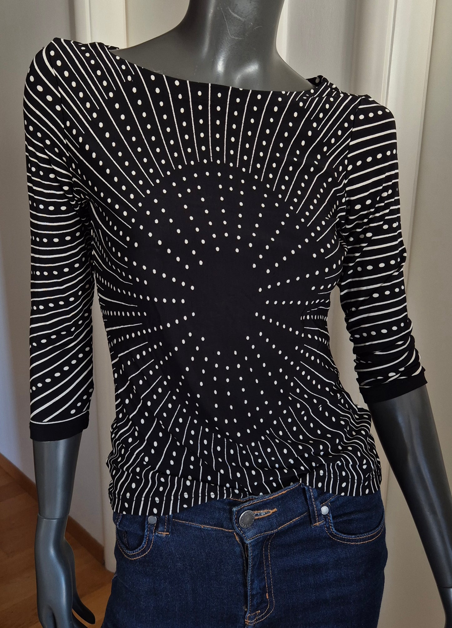 MURA crno-bijeli top