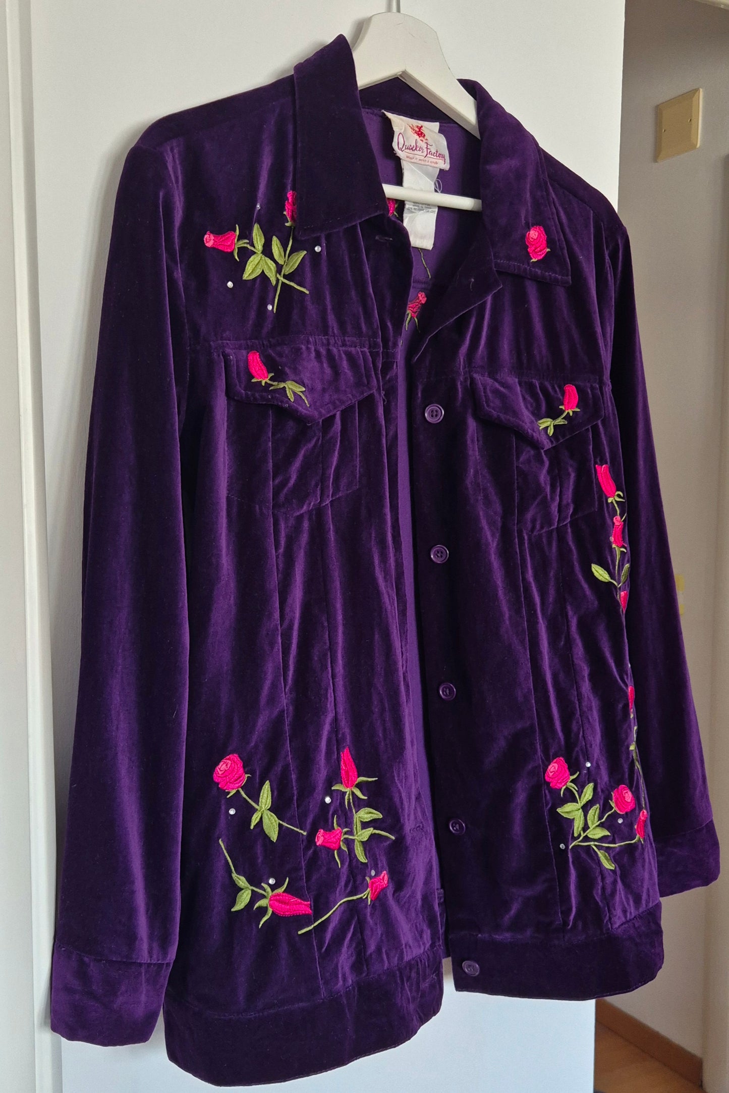 ljubičasta plišana (pamuk) jakna s vezom i štrasom 💜