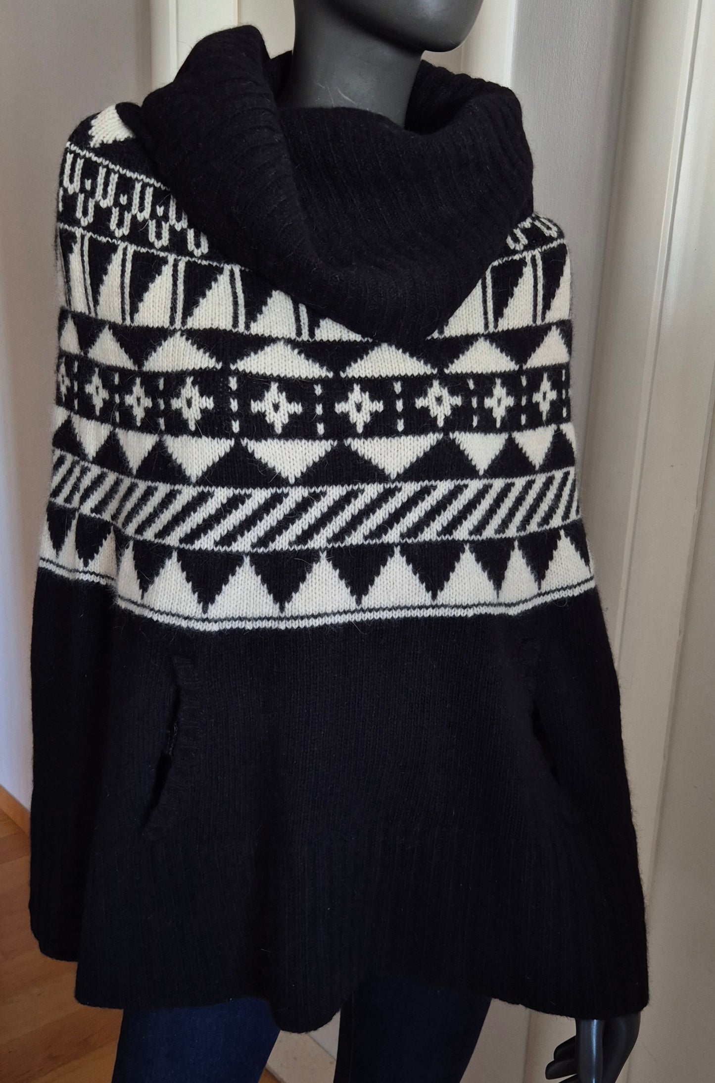 pončo, vuna i angora, novi 🖤