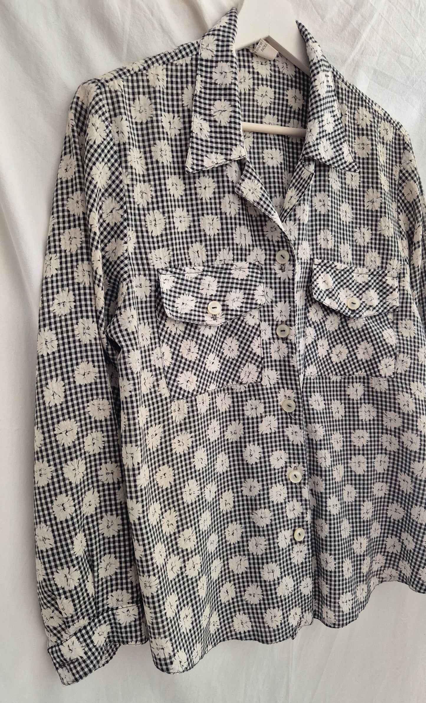 floral/gingham vintage košulja, rustikalni tip materijala 🖤🤍