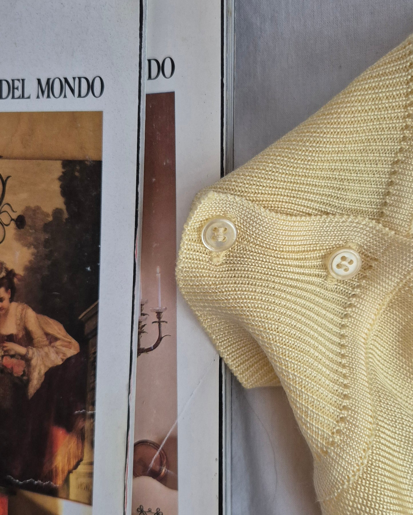 vintage butter yellow pleteni top, viskoza 🧈