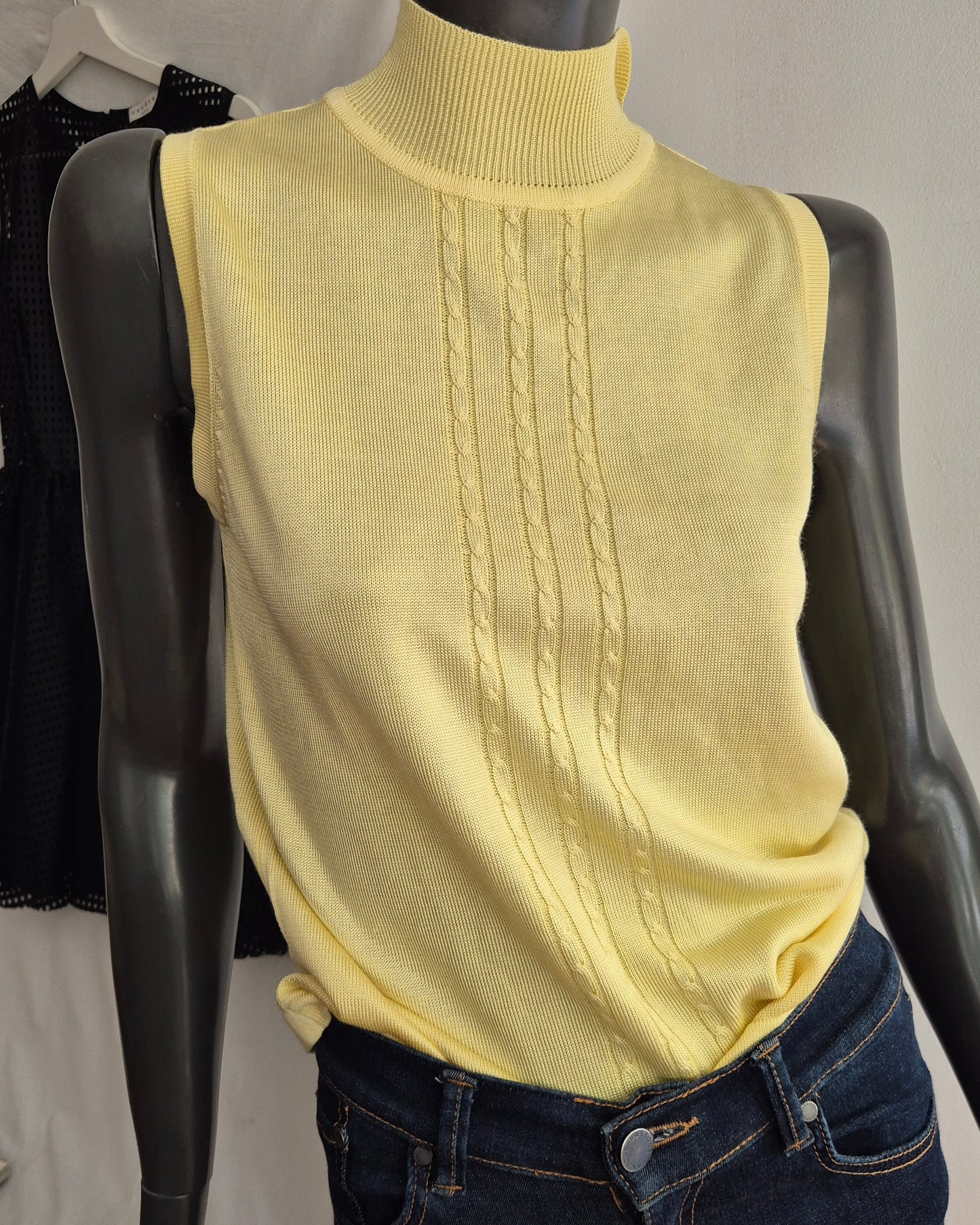 vintage butter yellow pleteni top, viskoza 🧈
