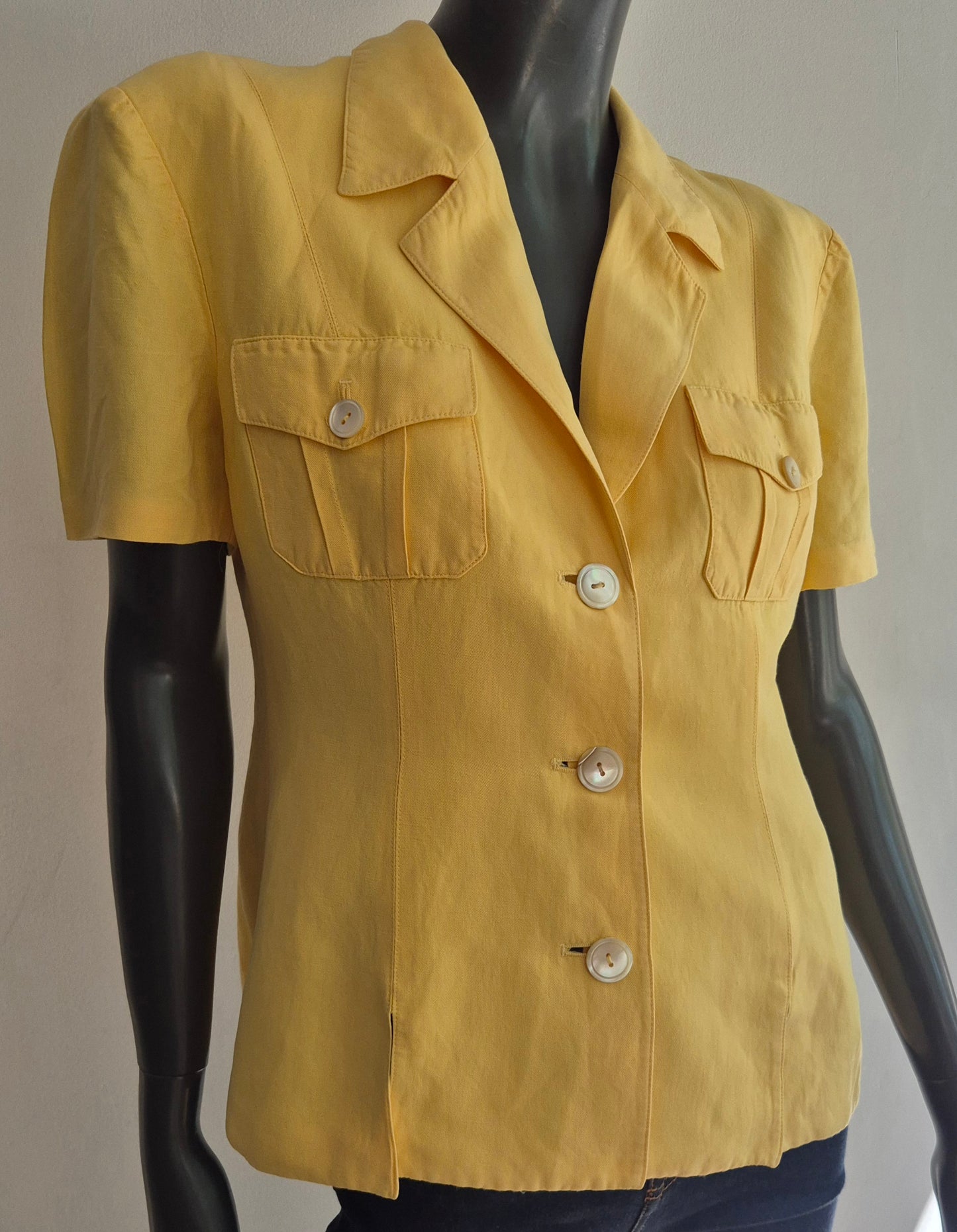 butter yellow vintage top, lan i viskoza