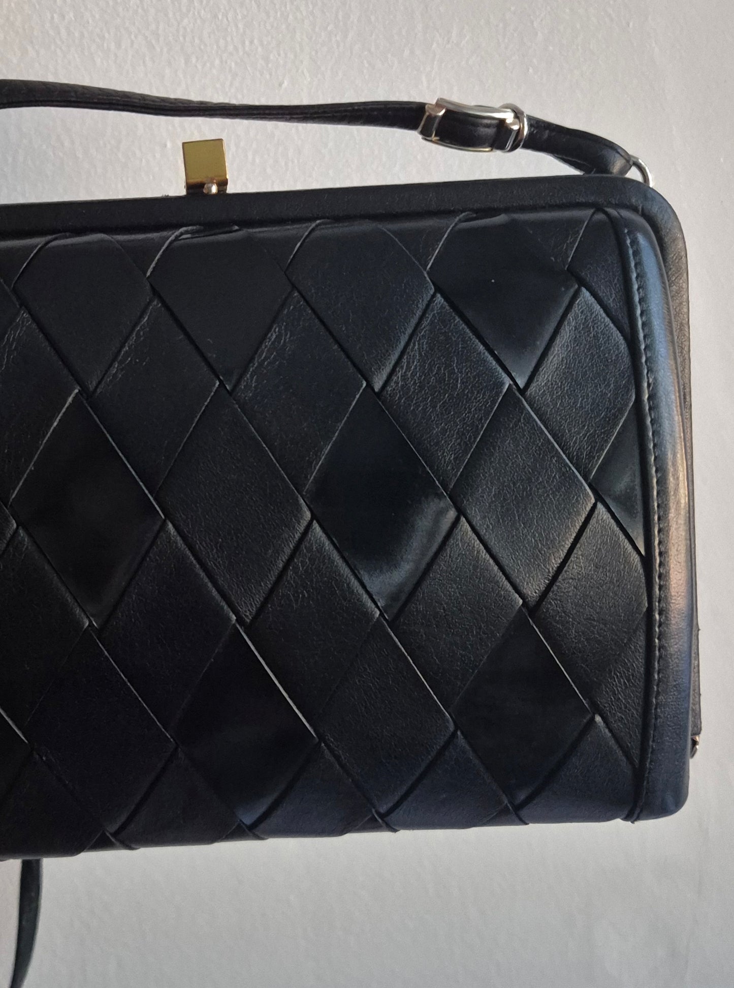 vintage torba od isprepletene glatke i lakirane kože 🖤