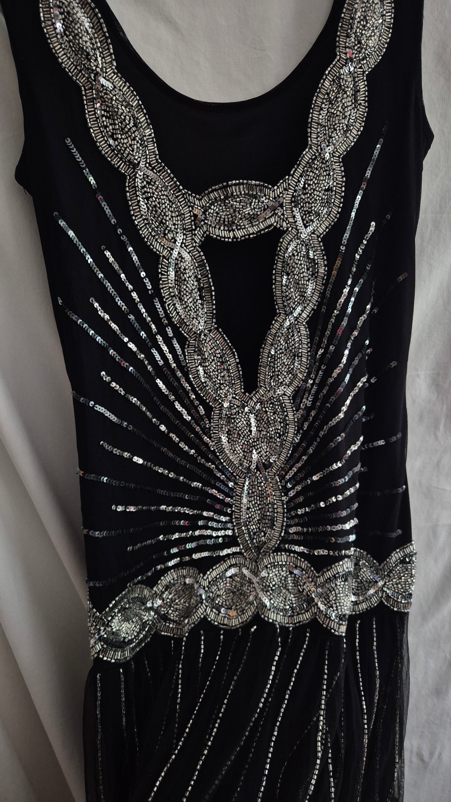 FROCK AND FRILL luksuzna sequin haljina
