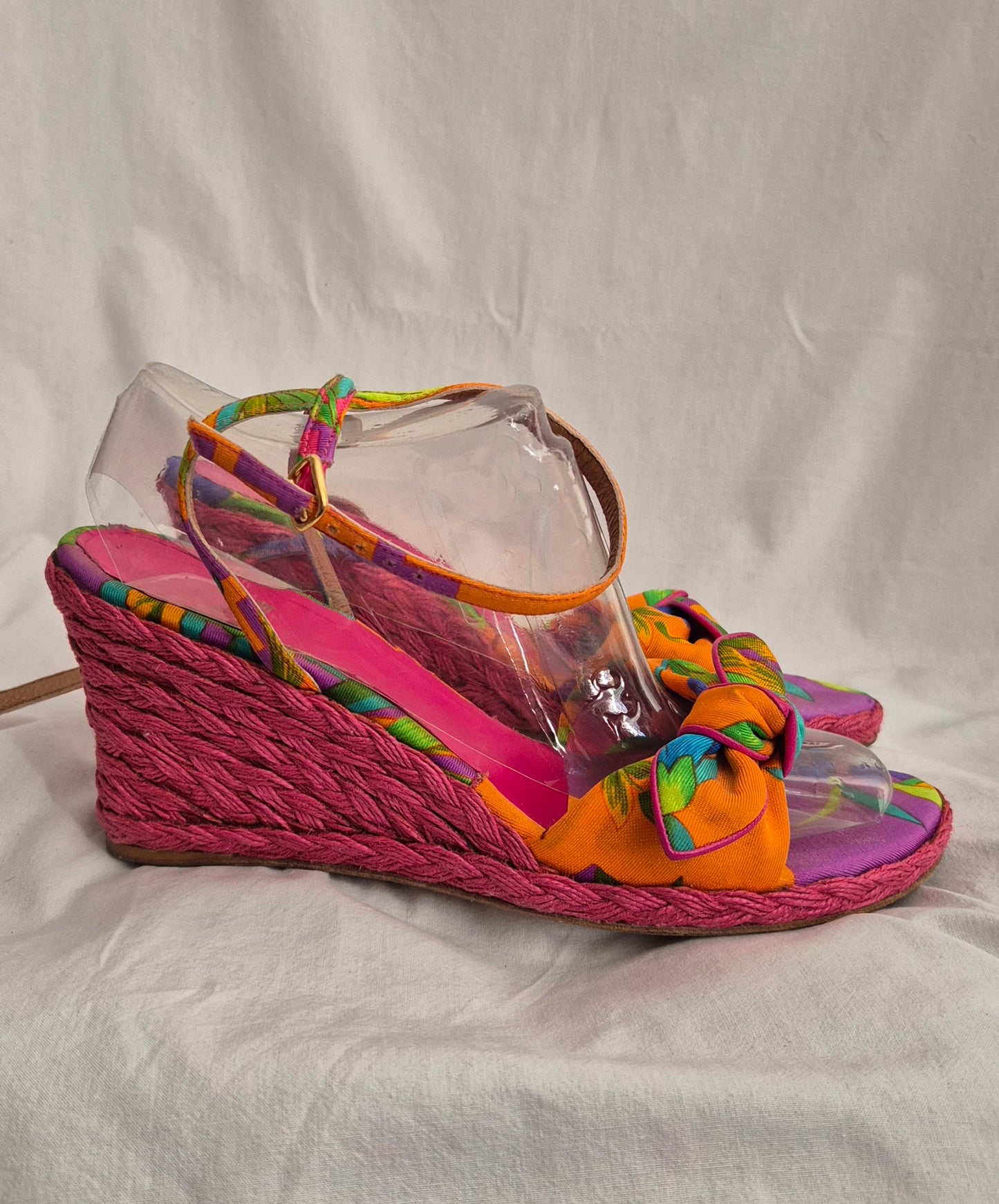 STUART WEITZMAN dizajnerske sandale, 40