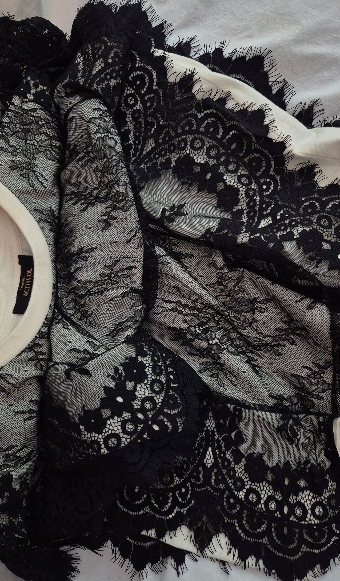 TWINSET top s čipkom