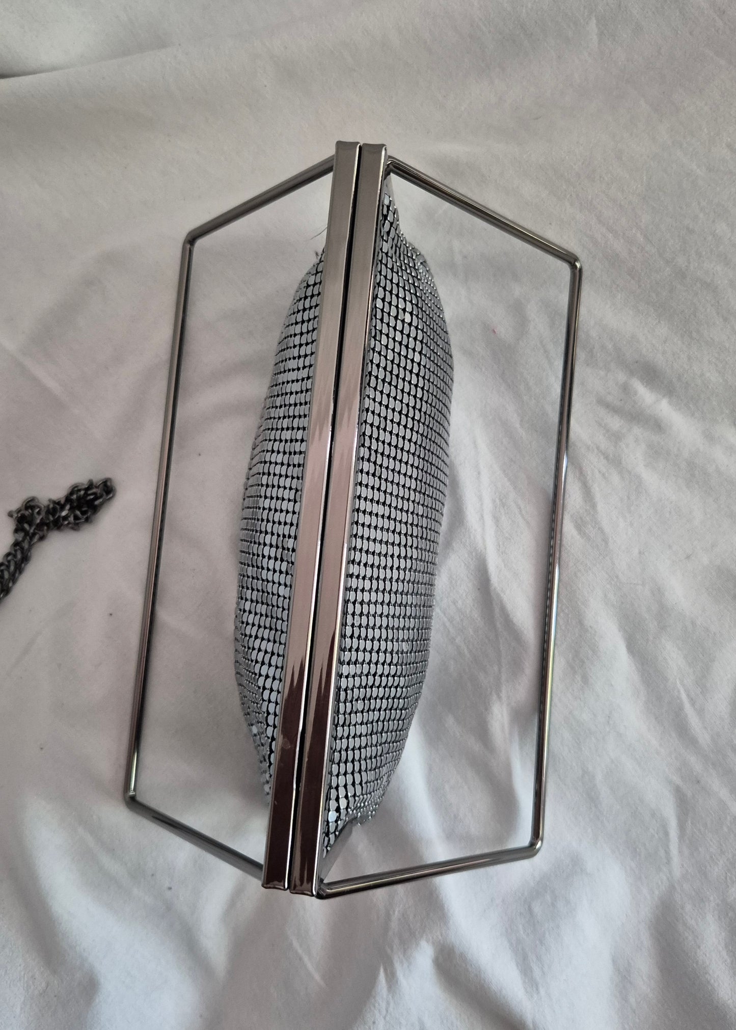 ZARA metalna mesh torba, nova