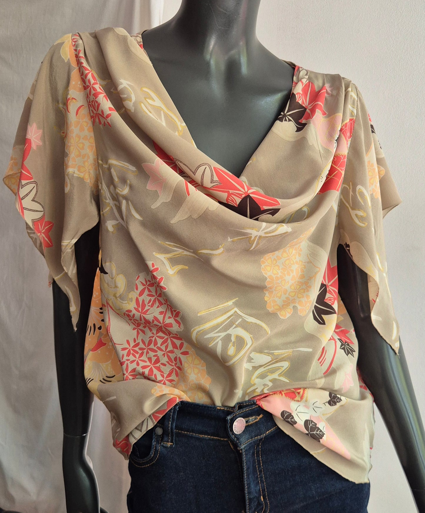 vintage bluza posebnog lepršavog kroja, svila