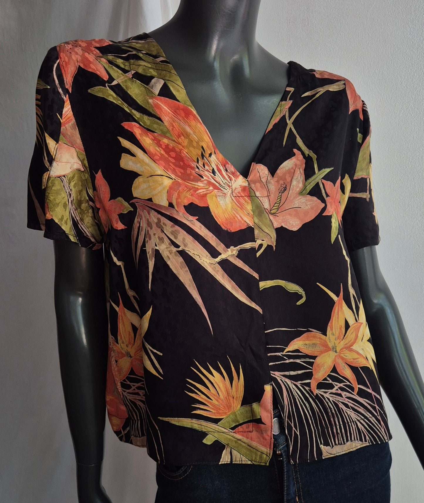 vintage bluza, uzorak ljiljana, svila