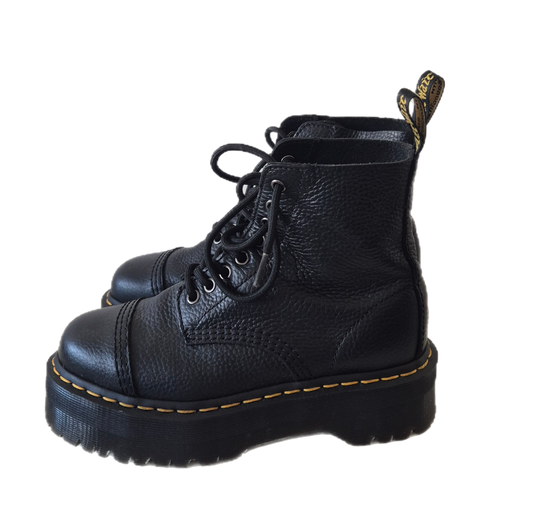 DR. MARTENS čizme, koža, broj 38, nove