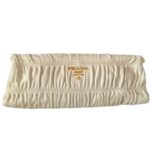 PRADA nabrana kožna torba
