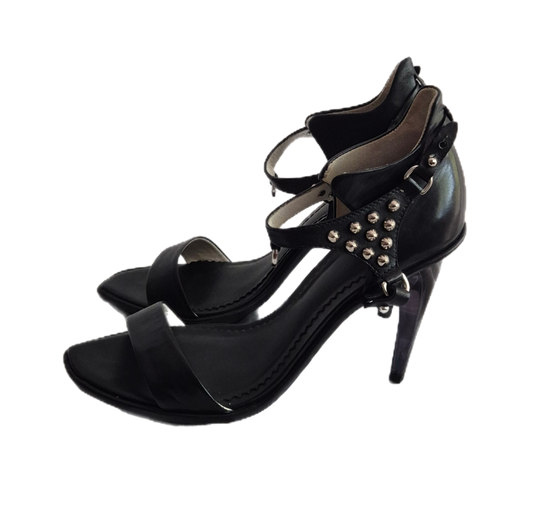 ALEXANDER MCQUEEN kožne sandale sa zakovicama i posebnom petom, 38