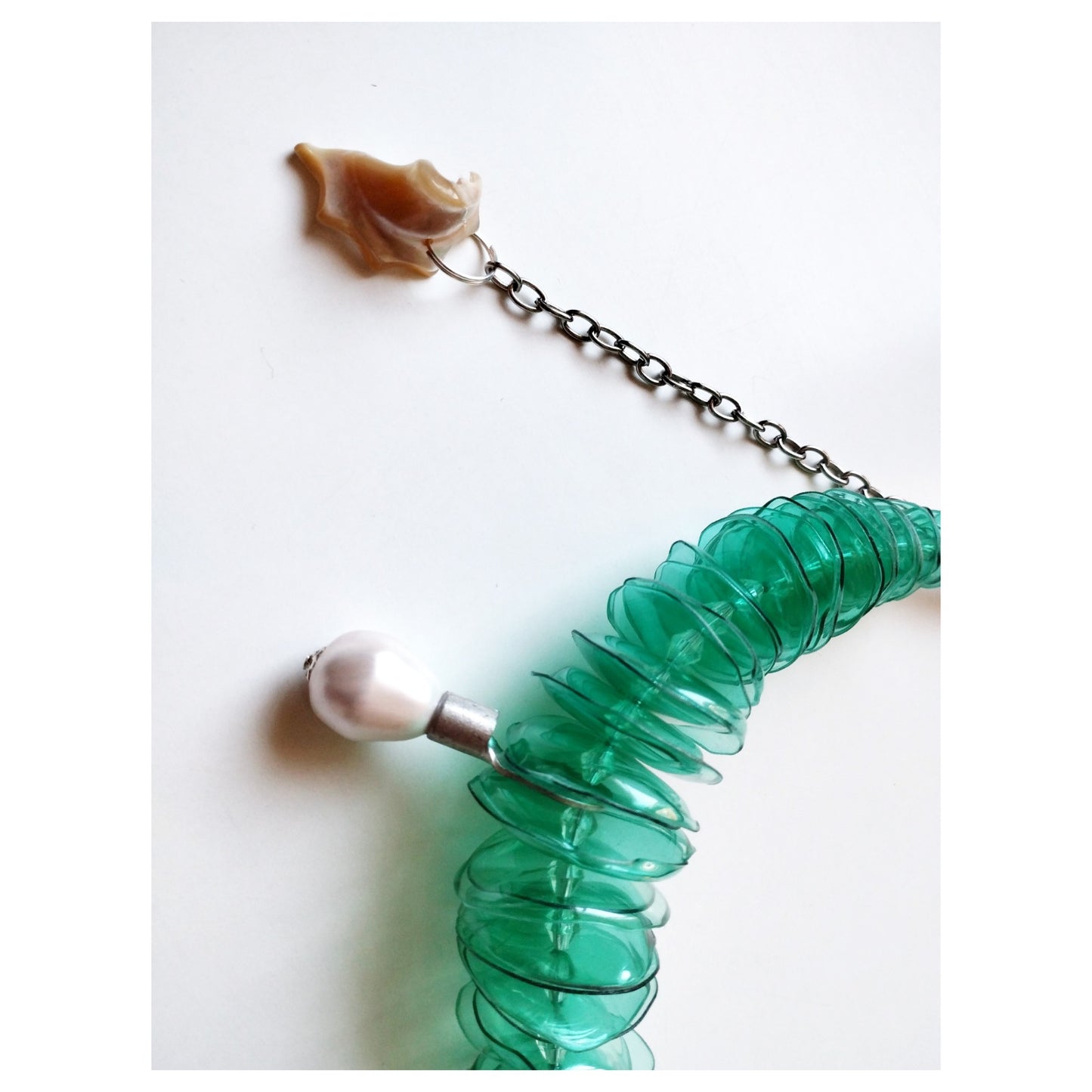 KA'LOODA dizajnerska ogrlica, ručni rad, novo